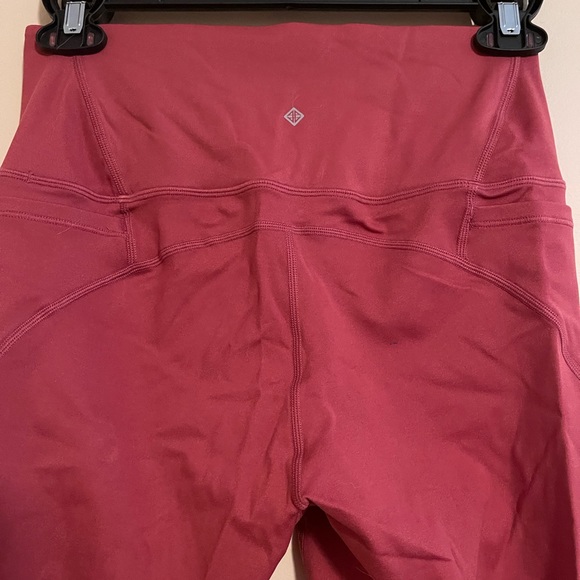 Antonio Melani Active Endurance HW 28” Leggings Size M - Picture 4 of 10